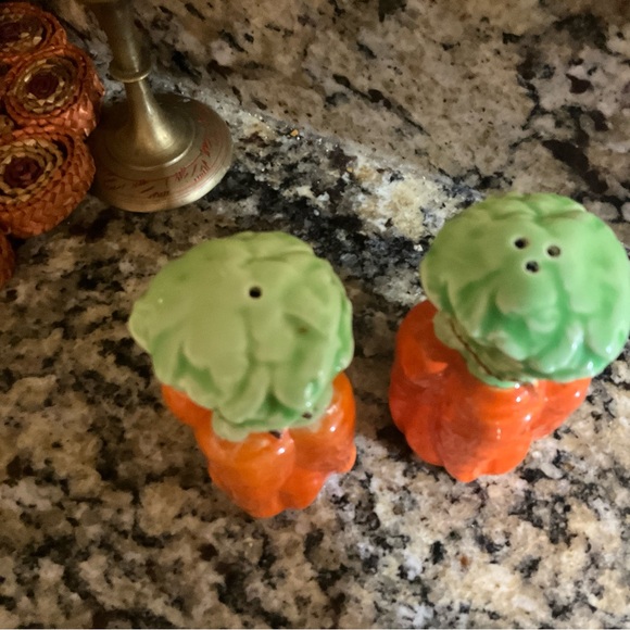 Lefton Vintage Carrot Salt Pepper Shakers Set 2 - Picture 4 of 5